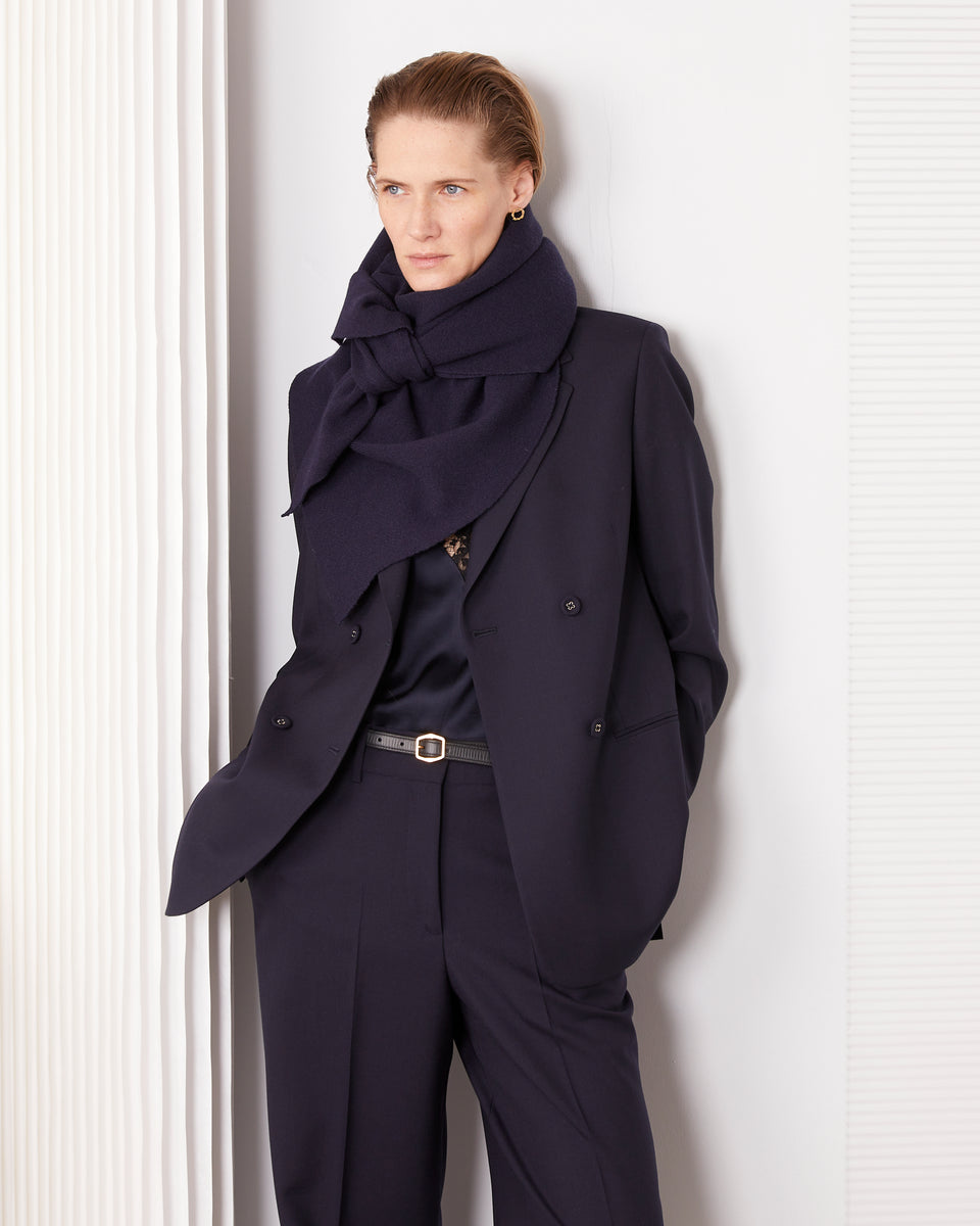 Triangle scarf - Image 2