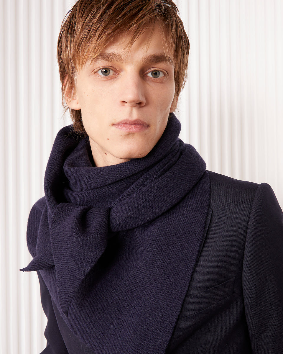 Triangle scarf - Image 3
