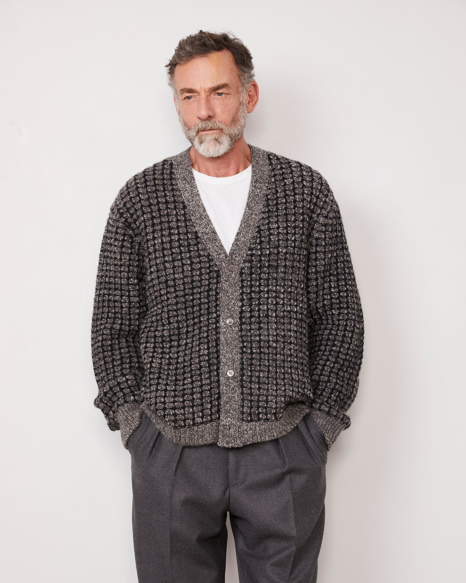 Cardigan mike - Image 2
