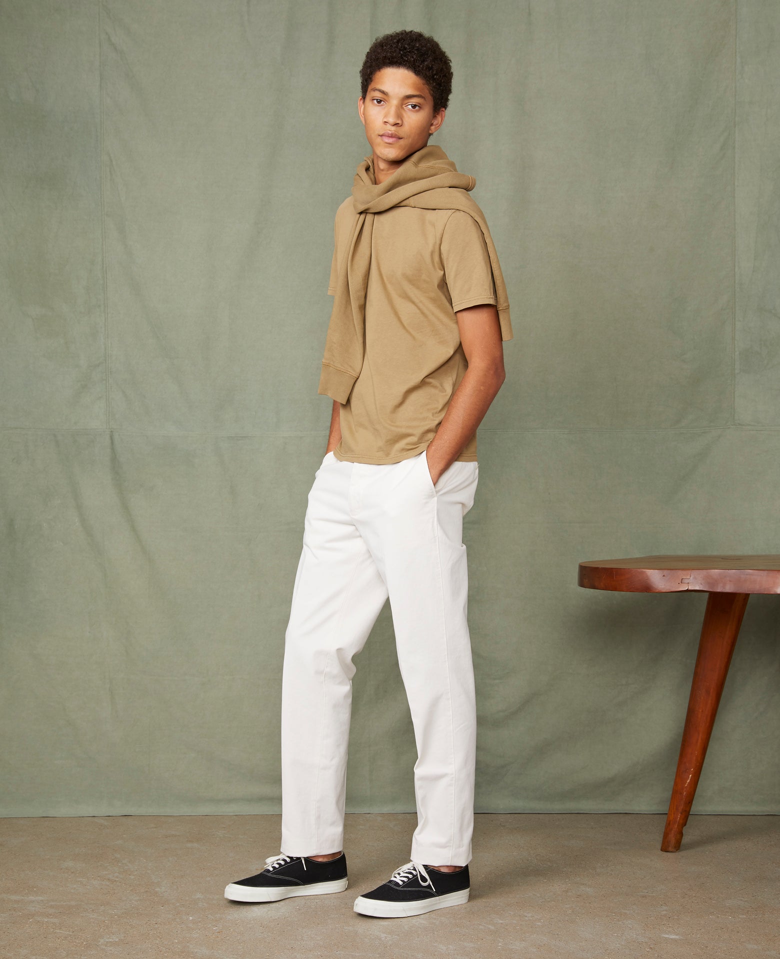 Chino plain front - Image 1