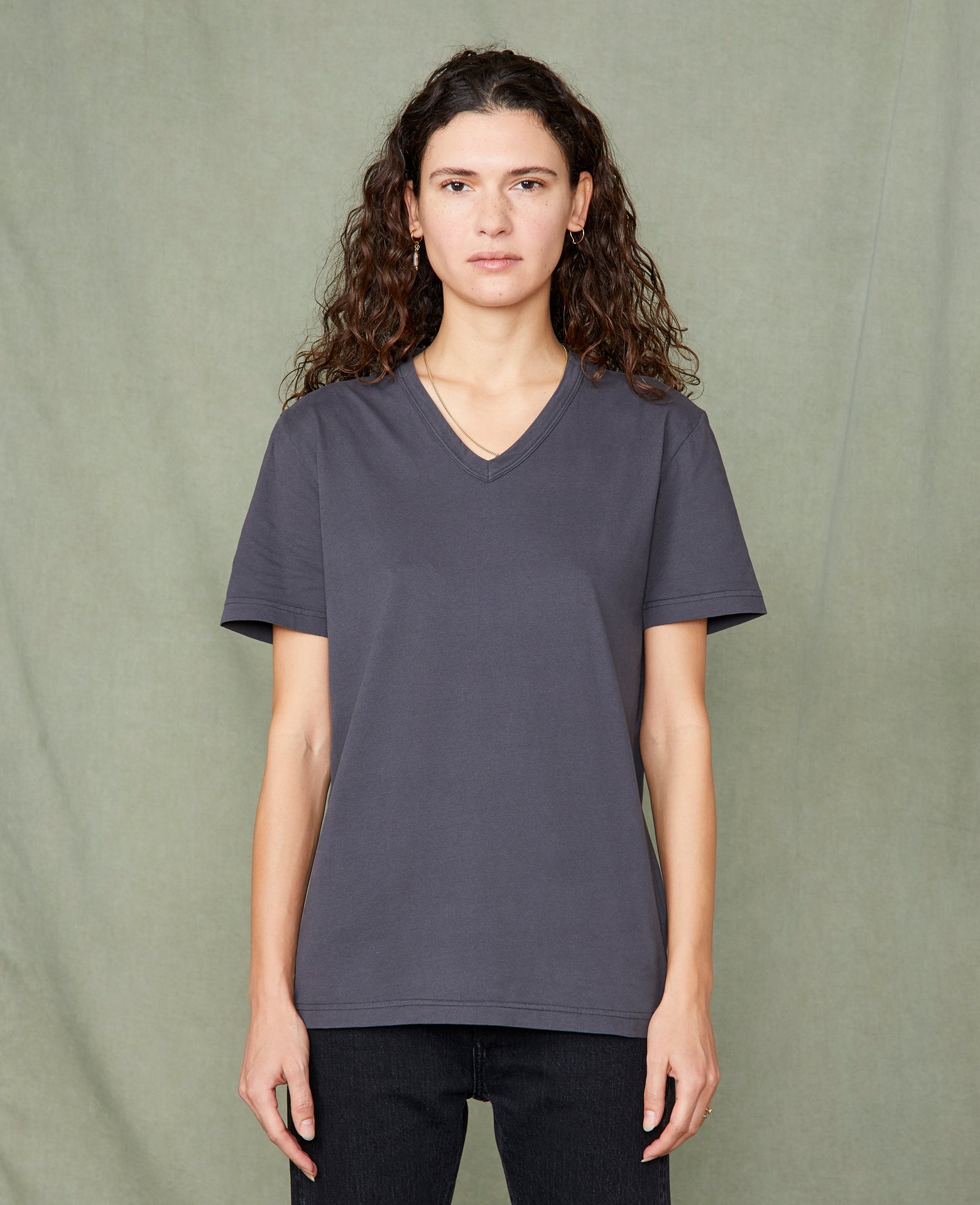 V neck t-shirt - Image 4