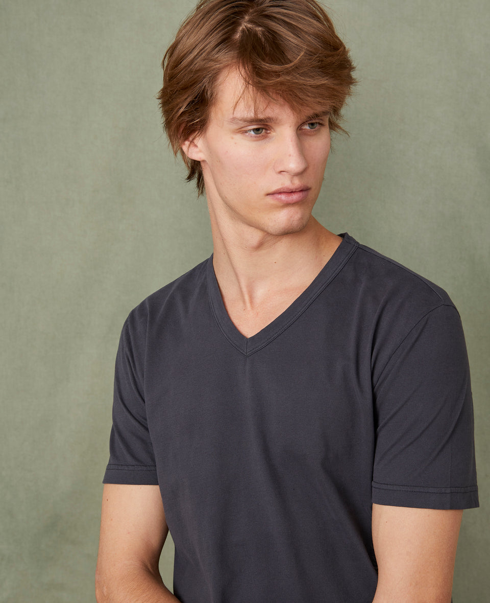 V neck t-shirt - Image 7
