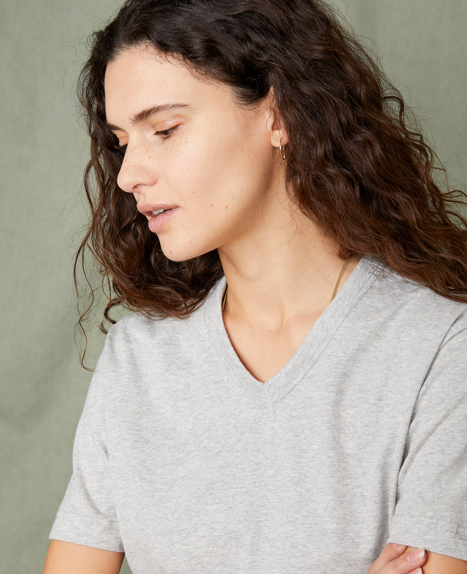 V neck t-shirt - Image 8