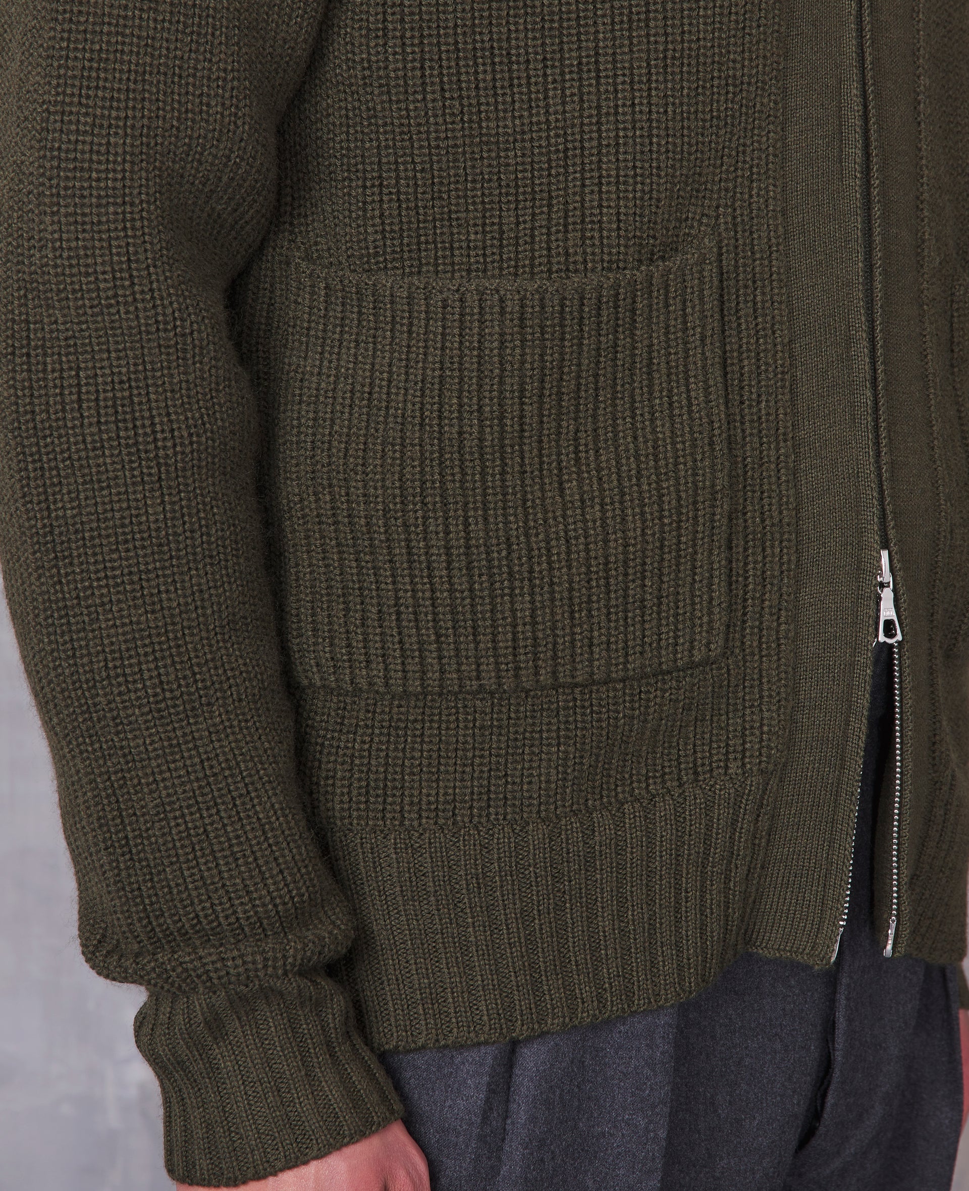 Cardigan miles - Image 4