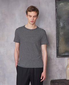 Tee-shirt - Miniature 2